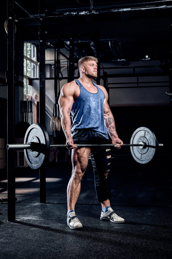 super buff dude at the gym after injury